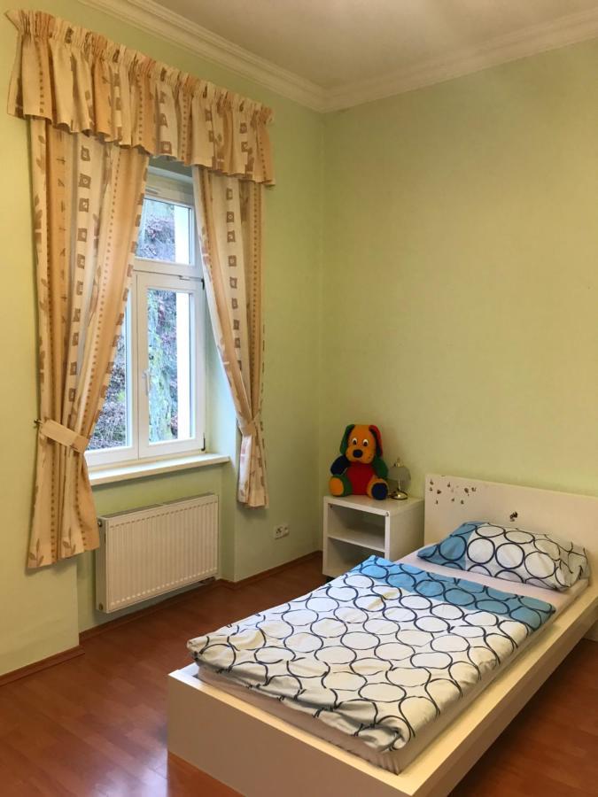 Apartman Na Zahradni Karlsbad Eksteriør billede